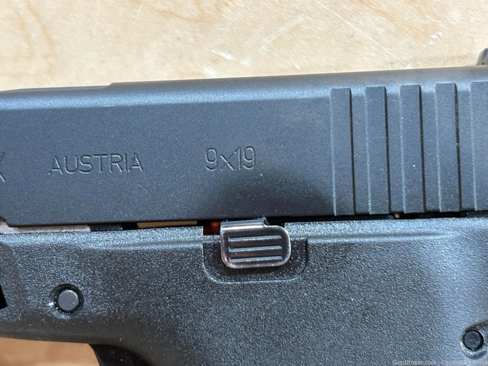 GLOCK 43X 9MM 25282 SOLD INSTORE-img-3