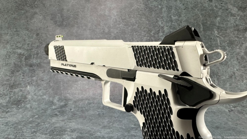 Stealth Arms Platypus Double Stack 1911 Two-tone White/Black-img-2