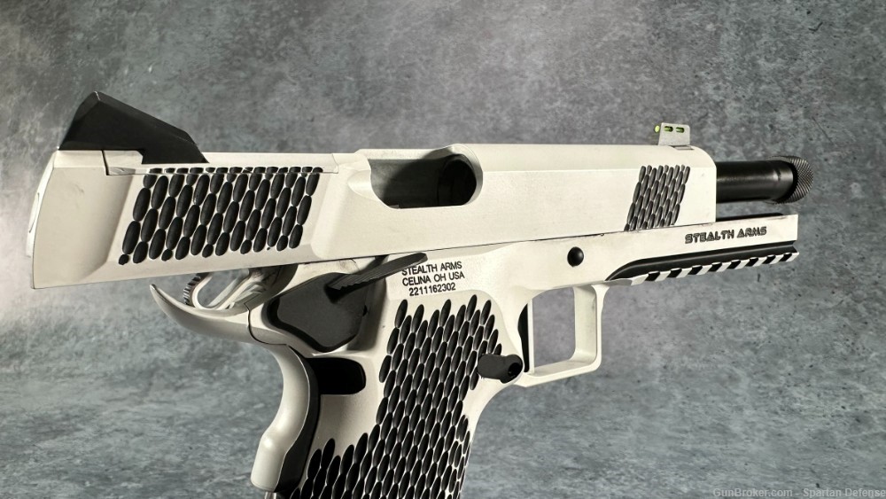 Stealth Arms Platypus Double Stack 1911 Two-tone White/Black-img-4