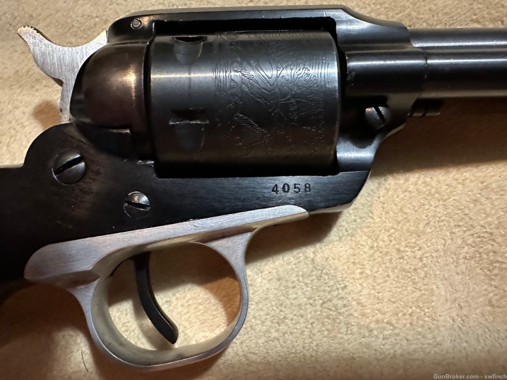 Ruger Bearcat .22 revolver, 4 digit serial #, Mint condition-img-2