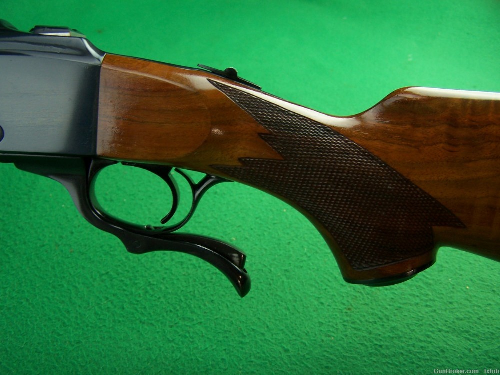 COLLECTIBLE RUGER NO 1B, 243 WIN, 26" MED HVY BBL, NICE WOOD, MFD 1978 -img-20