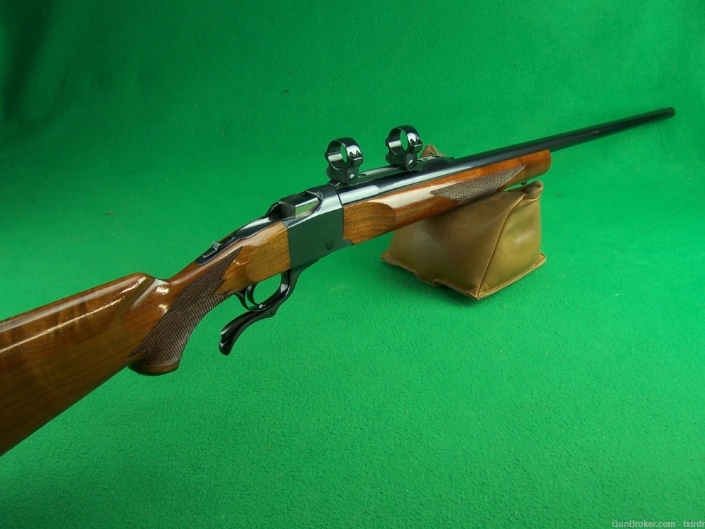 COLLECTIBLE RUGER NO 1B, 243 WIN, 26" MED HVY BBL, NICE WOOD, MFD 1978 -img-1