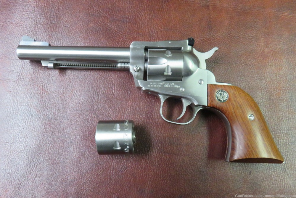 Ruger New Model Single Six Revolver convertible 22LR, 22 Mag Stainless 2006-img-3