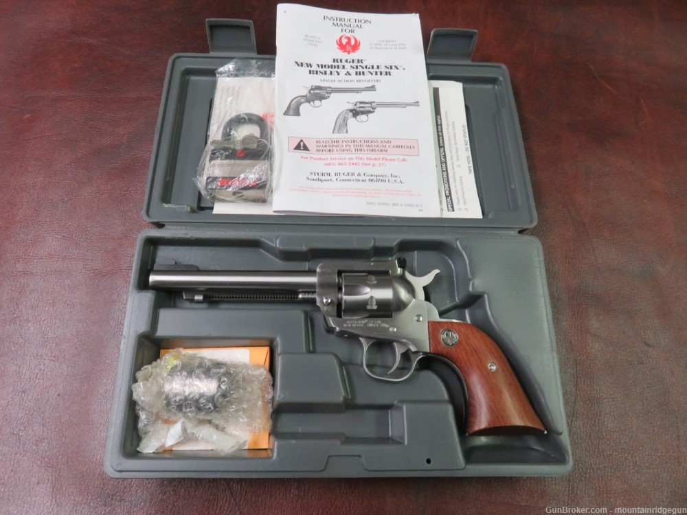 Ruger New Model Single Six Revolver convertible 22LR, 22 Mag Stainless 2006-img-1