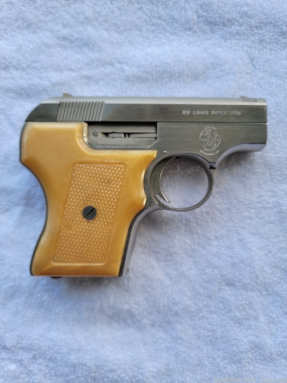 Smith & Wesson Escort Model 61-2 .22 LR pocket pistol with case-img-3