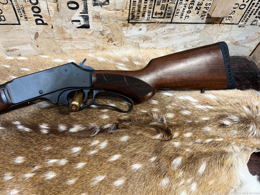 Henry Lever Action 410 ga shotgun 24” barrel with screw in choke Excellent -img-8