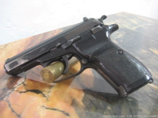 Ceská Zbrojovka CZ 82 9x18mm CURIO & RELIC Pistol Nice Surplus Collectable -img-1