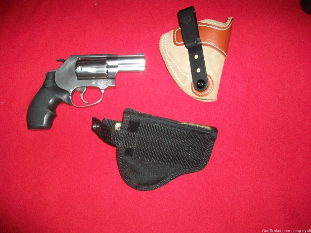 Smith & Wesson model 60 2 in .357 mag/.38 spl  great shape 2 holsters-img-0