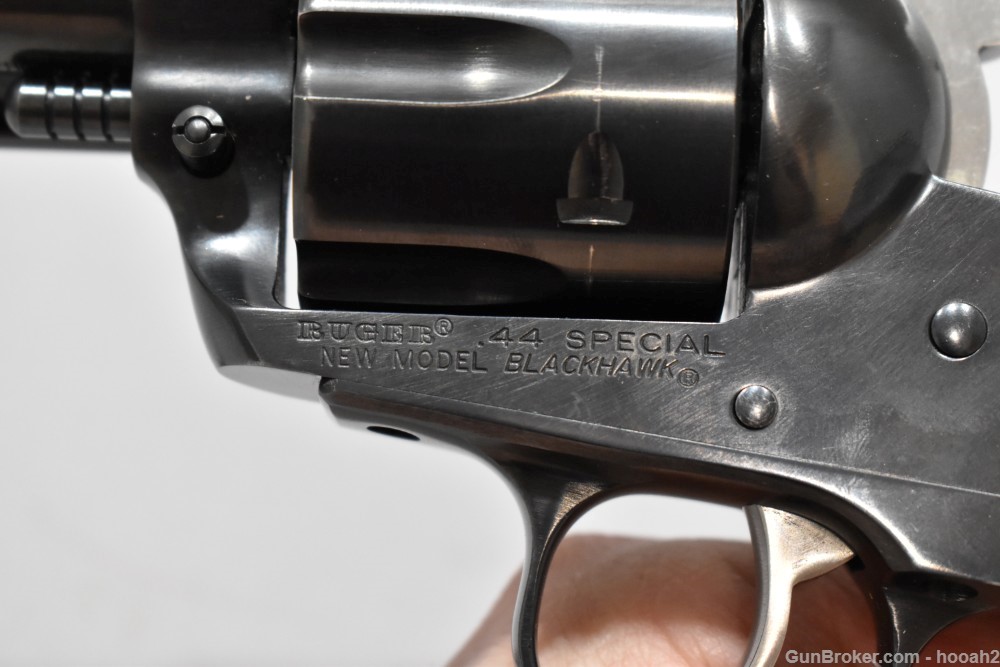 Nice Ruger New Model Flat Top Blackhawk Revolver 44 Spl 2011 Custom-img-12