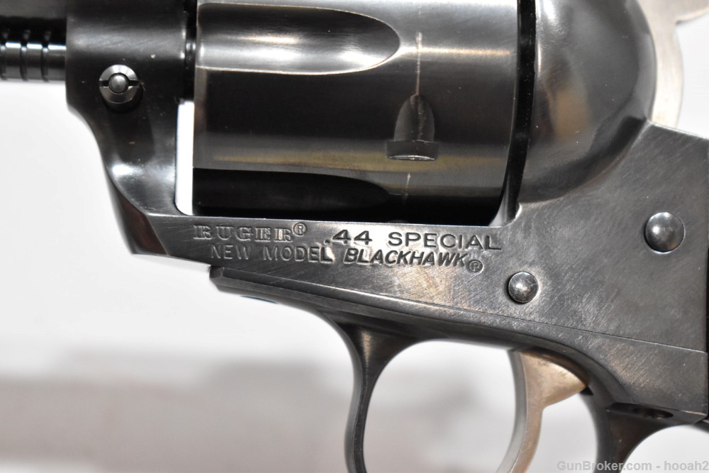 Nice Ruger New Model Flat Top Blackhawk Revolver 44 Spl 2011 Custom-img-13