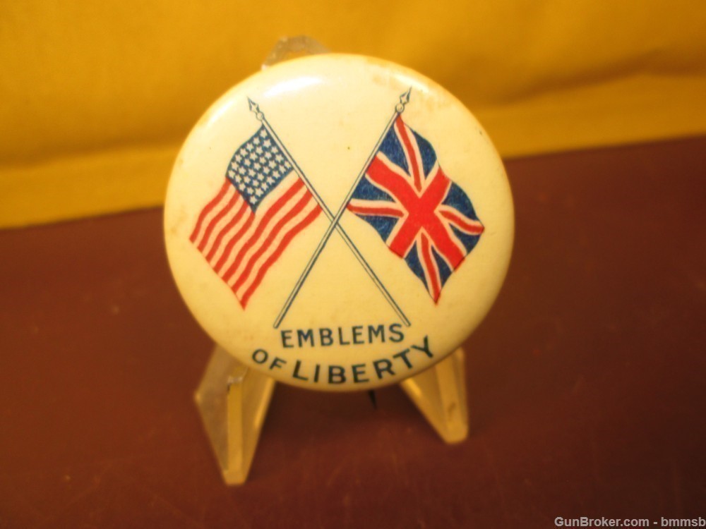 U.S. WW 2 EMBLEMS OF LIBERTY PINBACK Pin, U.S. &  British Flags-img-0
