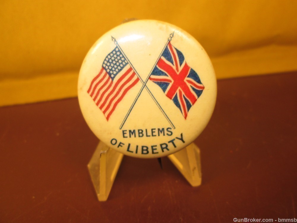 U.S. WW 2 EMBLEMS OF LIBERTY PINBACK Pin, U.S. &  British Flags-img-1