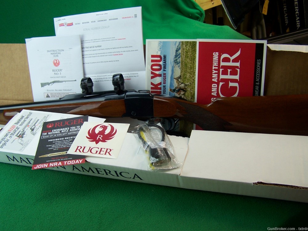 RUGER NO 1B, 22-250 REM, 26" MEDIUM HEAVY BBL, MFD 1981, OUT OF PRODUCTION-img-0