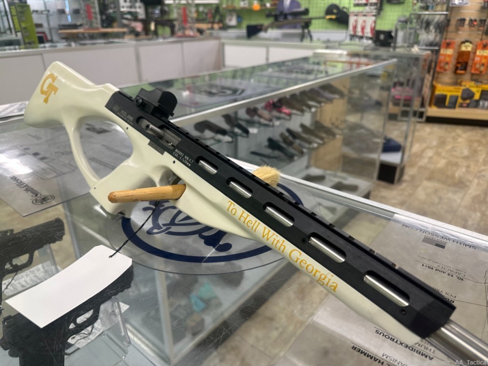 USED EXCEL ARMS MR57 S.7X28 18" WHITE / BLK COMES AS IS-img-3