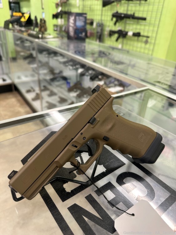 USED GLOCK 17G3 RTF2 17 G3 9MM 19RD FDE 4.49" COMES AS IS-img-7