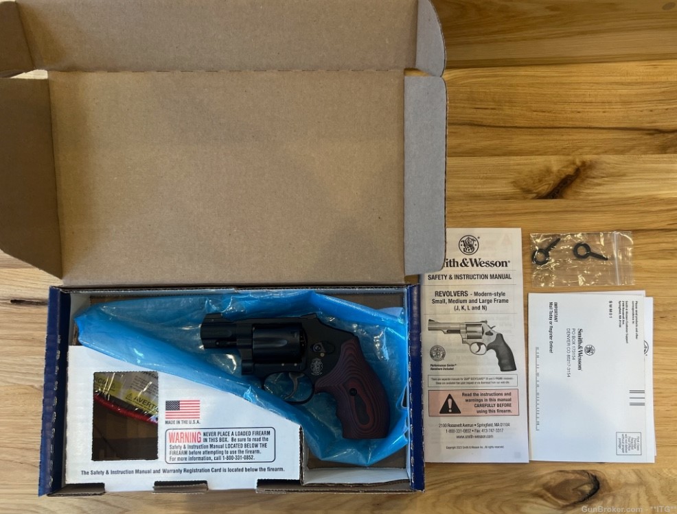 LIPSEY'S EXCLUSIVE SMITH AND WESSON 432 32 H&R MAG - ULTIMATE CARRY J FRAME-img-7