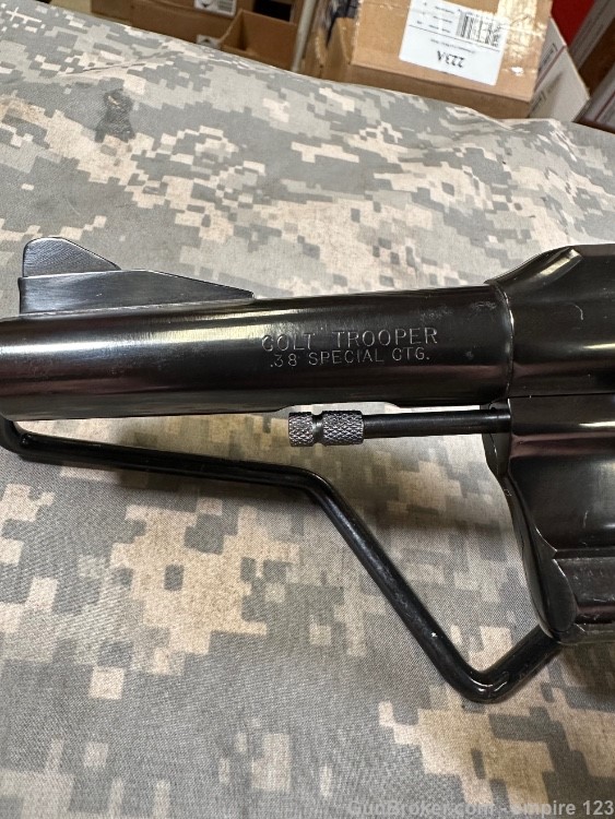 Colt Trooper .38 Spl Blued *DESIRABLE*  Stunning 4" Barrel 6 Shot Revolver-img-9