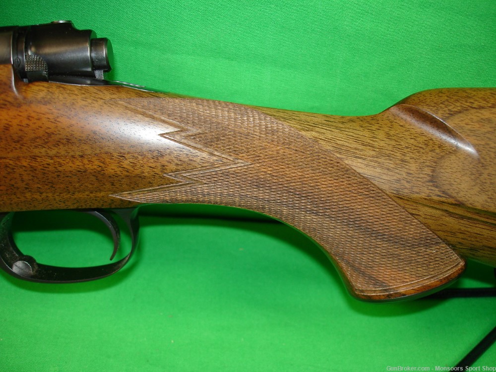 Winchester Model 70 .22-250 / 20" Bbl - Leupold - Custom Wood & More-img-11