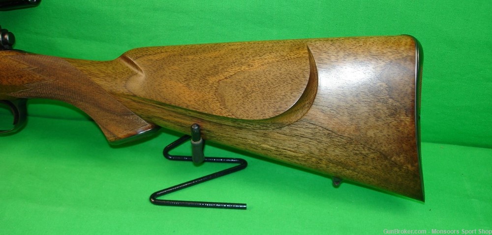 Winchester Model 70 .22-250 / 20" Bbl - Leupold - Custom Wood & More-img-8