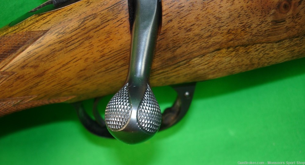Winchester Model 70 .22-250 / 20" Bbl - Leupold - Custom Wood & More-img-4
