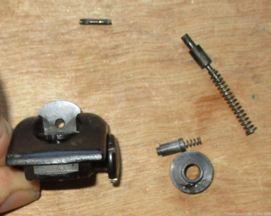 Ruger Mini 14 Rear Sight Assembly - MIGHT be Missing Parts !-img-3