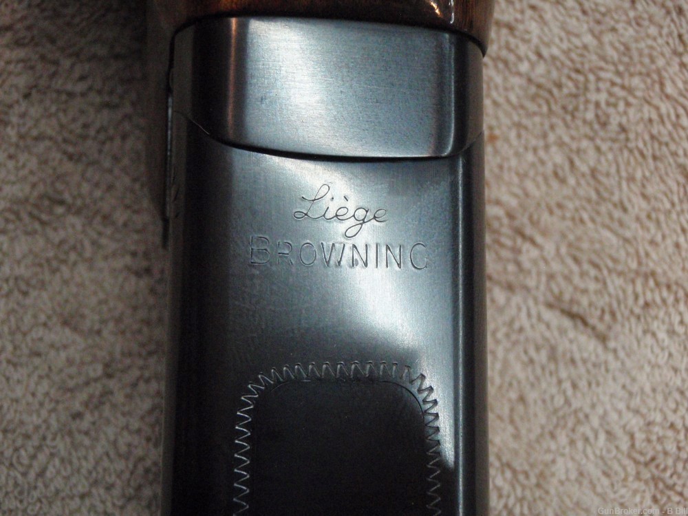 BROWNING LIEGE OVER / UNDER SHOTGUN 28" LIKE NEW EXC COND-img-29