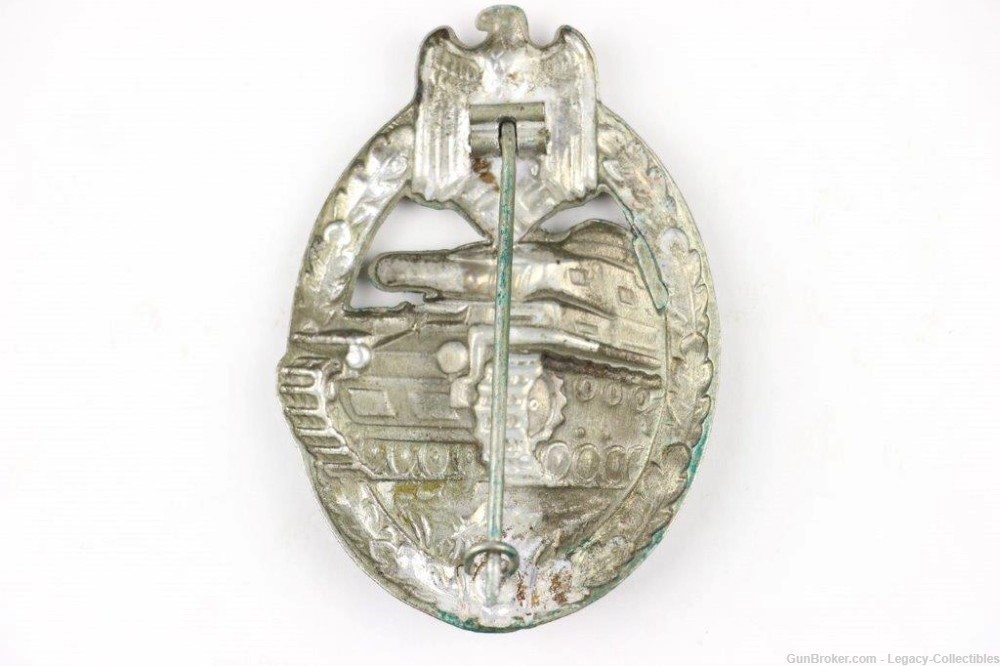 WW2 German Panzer Assault Badge. Tank Unit Medal Award / Pin - Repro-img-3