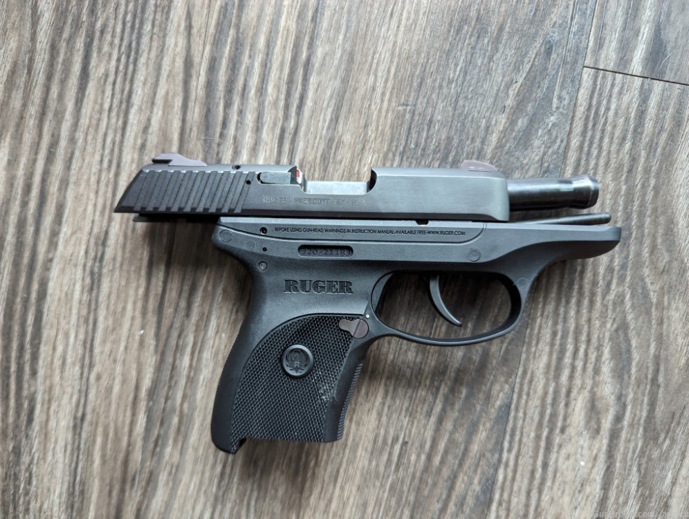 Ruger LC9 in Like New Condition-img-2