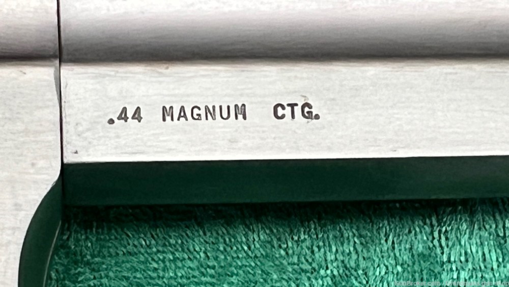 Dan Wesson 44 Stainless w/ Pachmayr Grip 6" Barrel .44 mag MFG'D Palmer MA-img-7