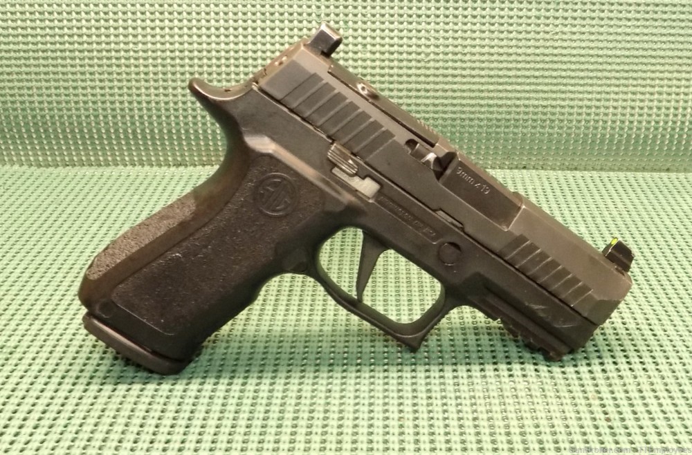 Sig Sauer P320 X Compact 9mm used NO RESERVE-img-0