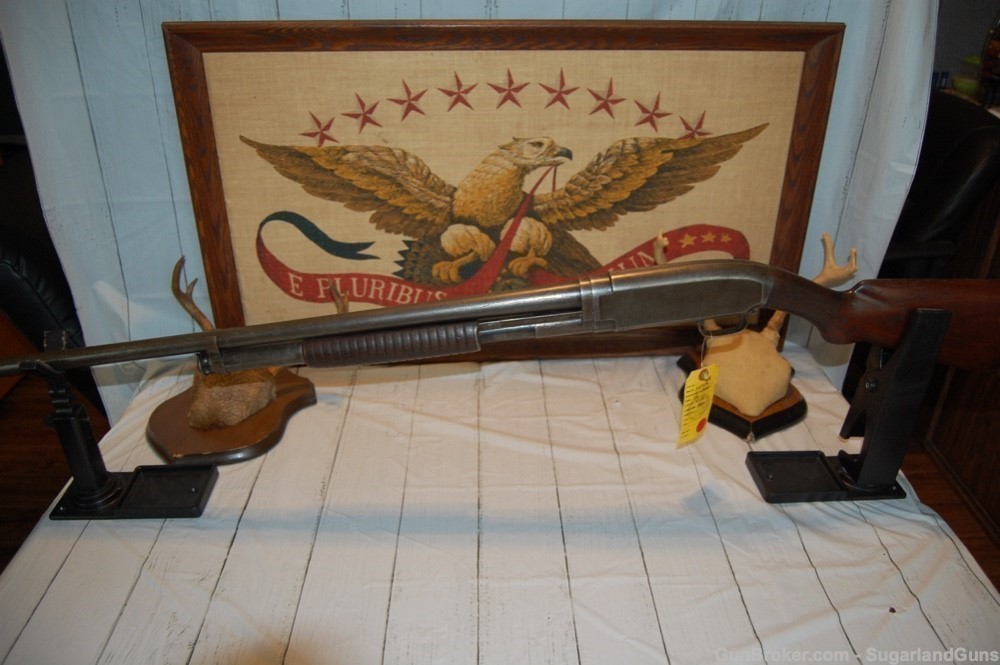 Winchester Model 12 Pump 12 Gauge manufactured in 1928-img-10