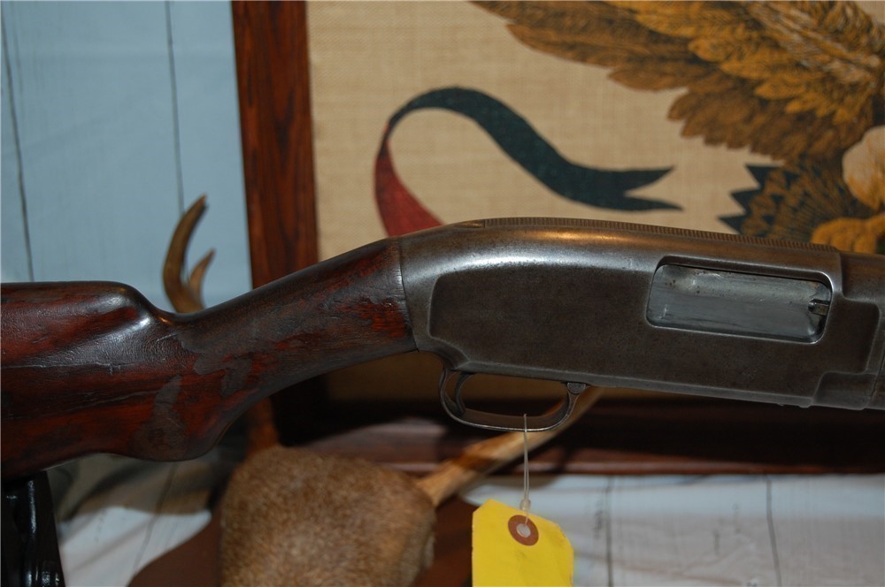 Winchester Model 12 Pump 12 Gauge manufactured in 1928-img-2