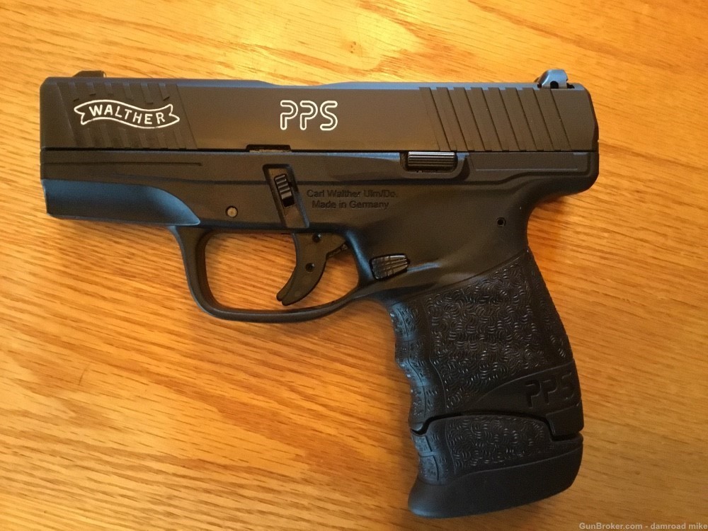 Walther PPS M2 LE Edition 9mm w/3-Magazines and Holster-img-1