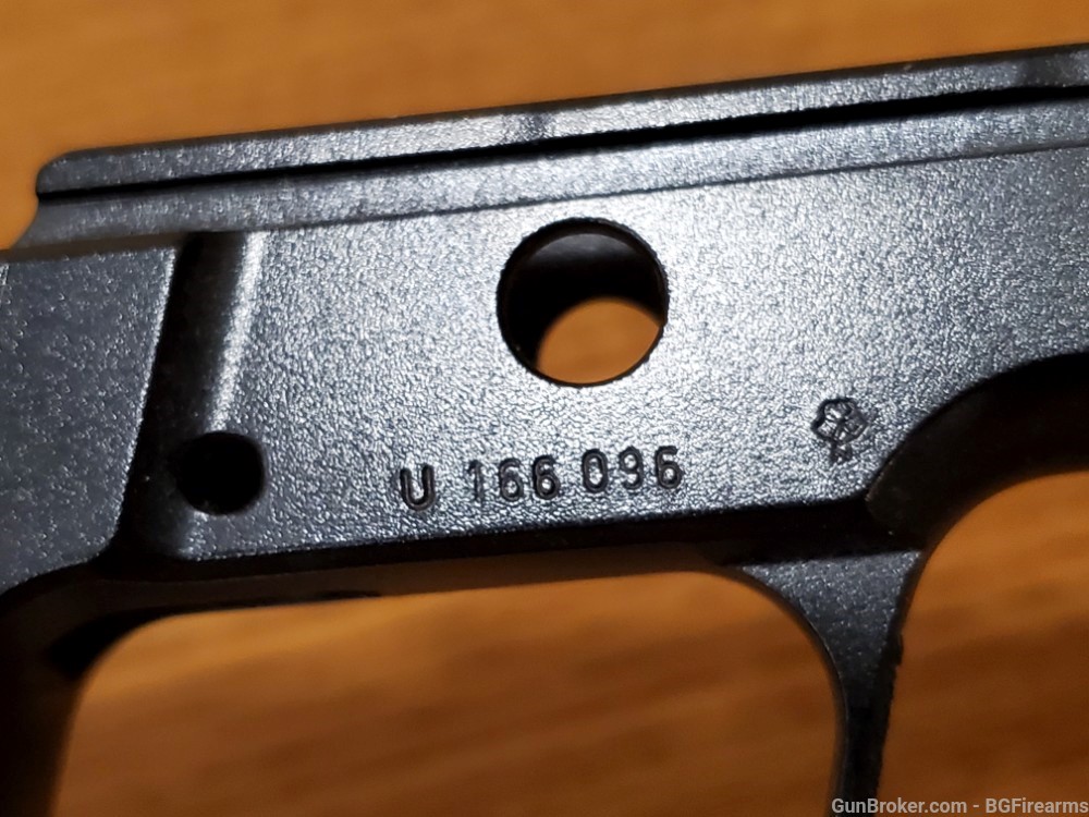 Sig Sauer P226 pistol frame only $.01 start No Reserve -img-4