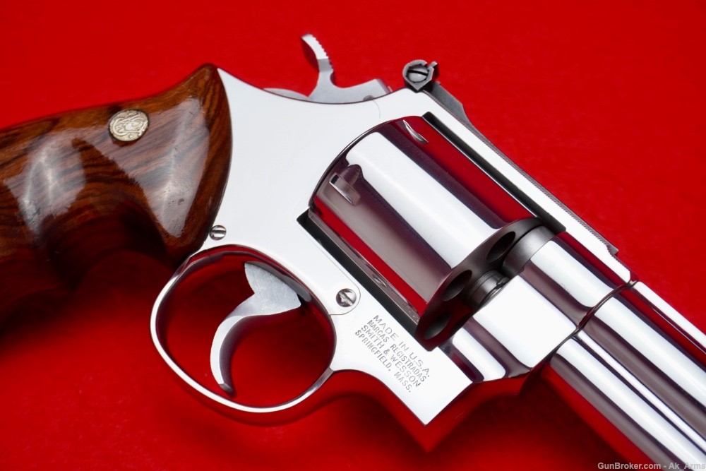 Desired Smith & Wesson 627-0 .357 Mag 5.5" *BREATHTAKING BRIGHT STAINLESS*-img-6