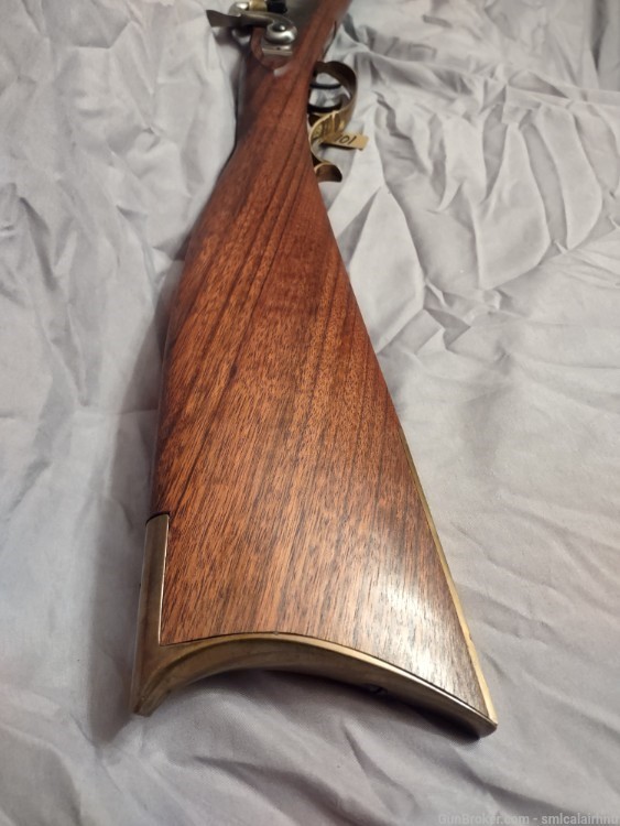 Pedersoli Pennsylvania Long Rifle, .45cal percussion. Nice wood! Like new! -img-5