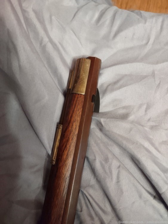 Pedersoli Pennsylvania Long Rifle, .45cal percussion. Nice wood! Like new! -img-11