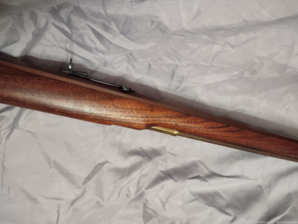 Pedersoli Pennsylvania Long Rifle, .45cal percussion. Nice wood! Like new! -img-6