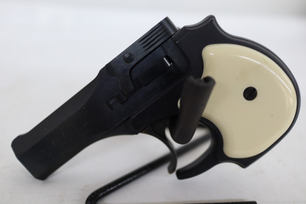 1967 High Standard DM-101 Derringer .22 Mag 3.5” DA only Pistol –White Grip-img-4