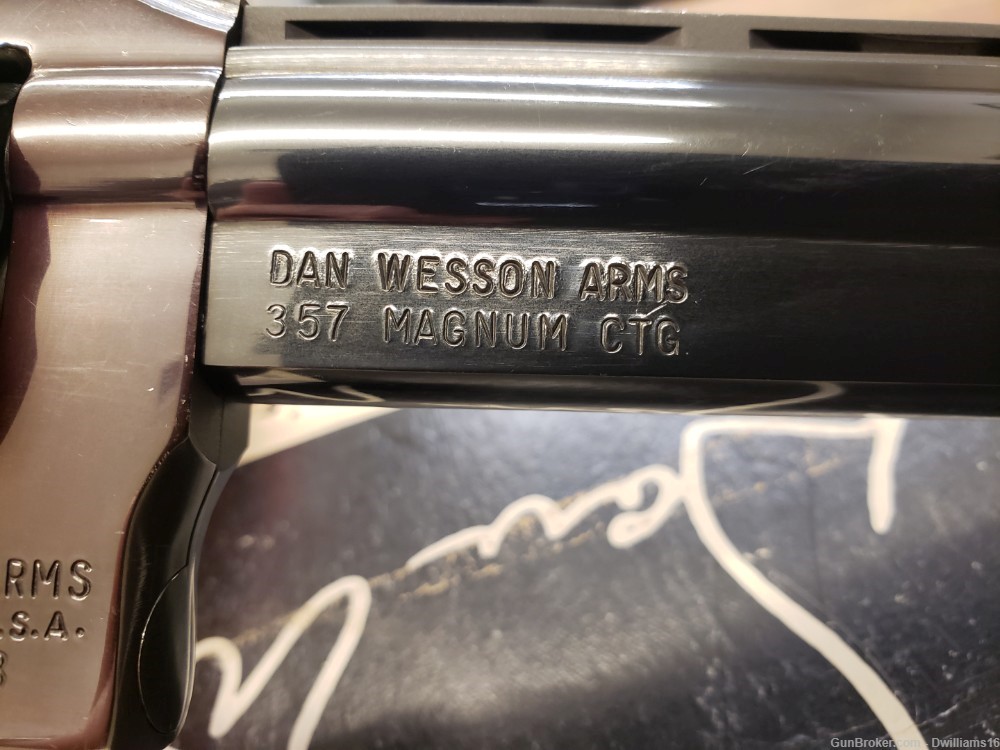 Dan Wesson Model 15-2VH .357mag 6" & 12" barrel Combo-img-16