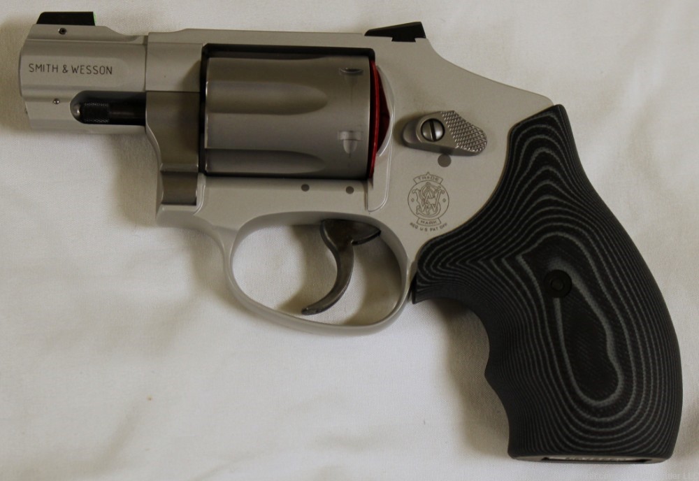 Smith & Wesson 632UC 32H&R Mag Revolver .32 H&R-img-3