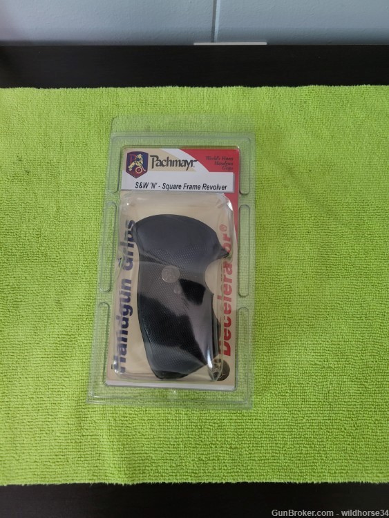 Pachmayr Decelerator grips for S&W N Square frame revolver (Auction #2)-img-0