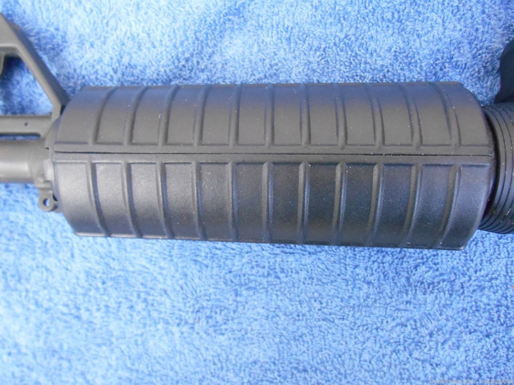 Colt LE6920 M4 Upper Receiver In VG to EXC Condition-img-2
