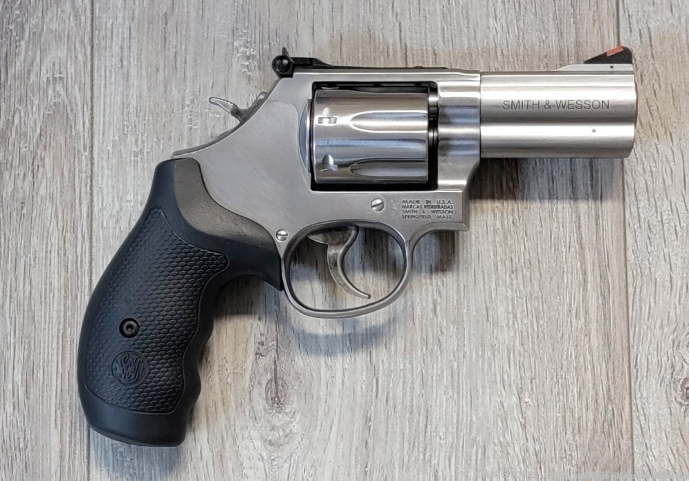Smith & Wesson 686 Plus 357Mag-img-2