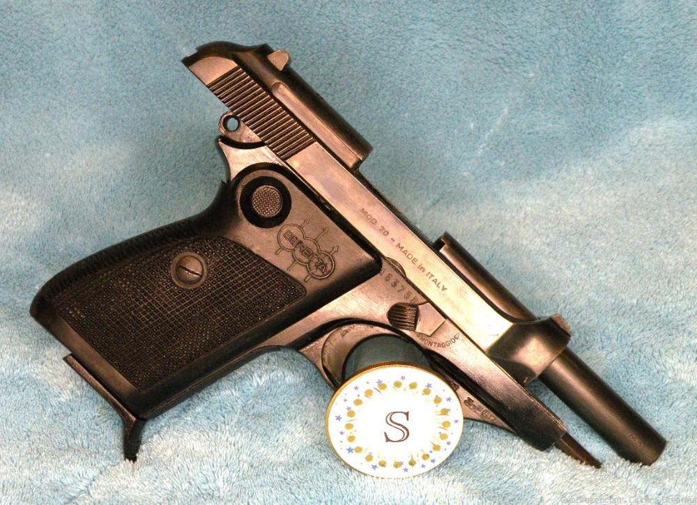 Beretta Model 70 32ACP Cougar  .. 1968 ...  with One Factory Magazine -img-3