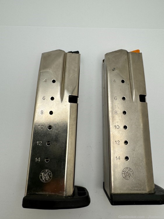 Lot of Two 2 Smith & Wesson S&W SD40 SD40VE Magazines 14 Round 199270000 -img-0