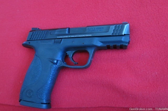 Smith&Wesson M&P 45 With A 4"Barrel Melonite Finish Polymer Frame 98% Nice-img-5