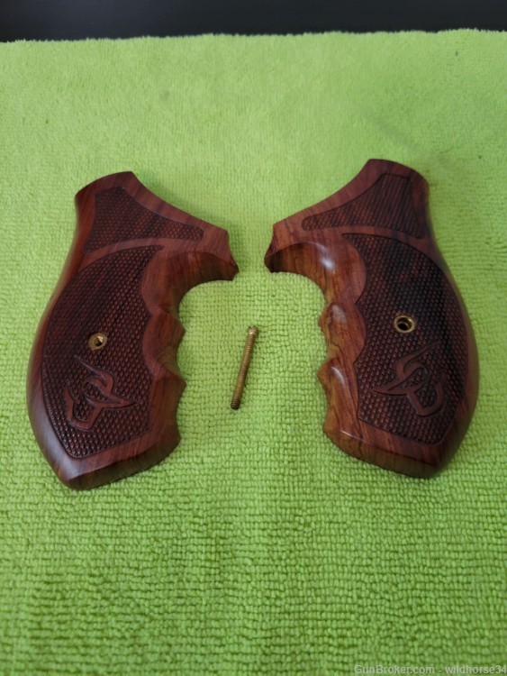 Custom revolver grips for Taurus several models, See description.-img-2