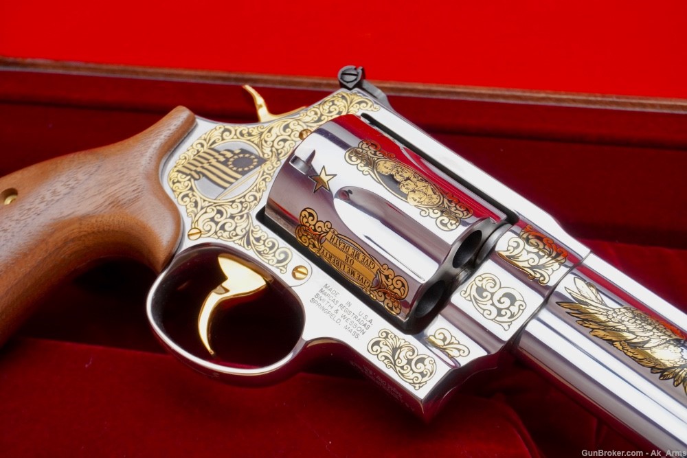 RARE Smith and Wesson 500 Magnum 8 3/8" *FACTORY GOLD ENGRAVED*-img-6