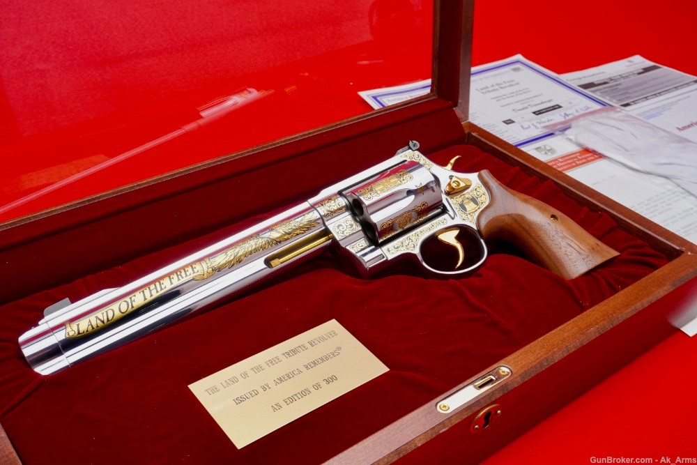 RARE Smith and Wesson 500 Magnum 8 3/8" *FACTORY GOLD ENGRAVED*-img-0